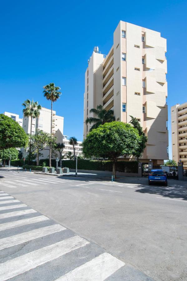 Cibeles...Estudio En El Paseo Maritimo....Wifi มาร์เบยา ภายนอก รูปภาพ
