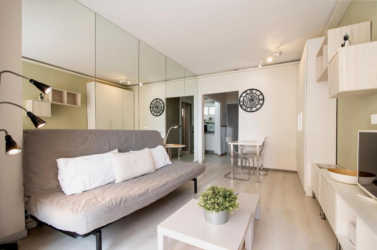 Cibeles...Estudio En El Paseo Maritimo....Wifi มาร์เบยา ภายนอก รูปภาพ